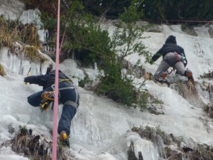 12 Découverte de l'escalade sur glace février 2015