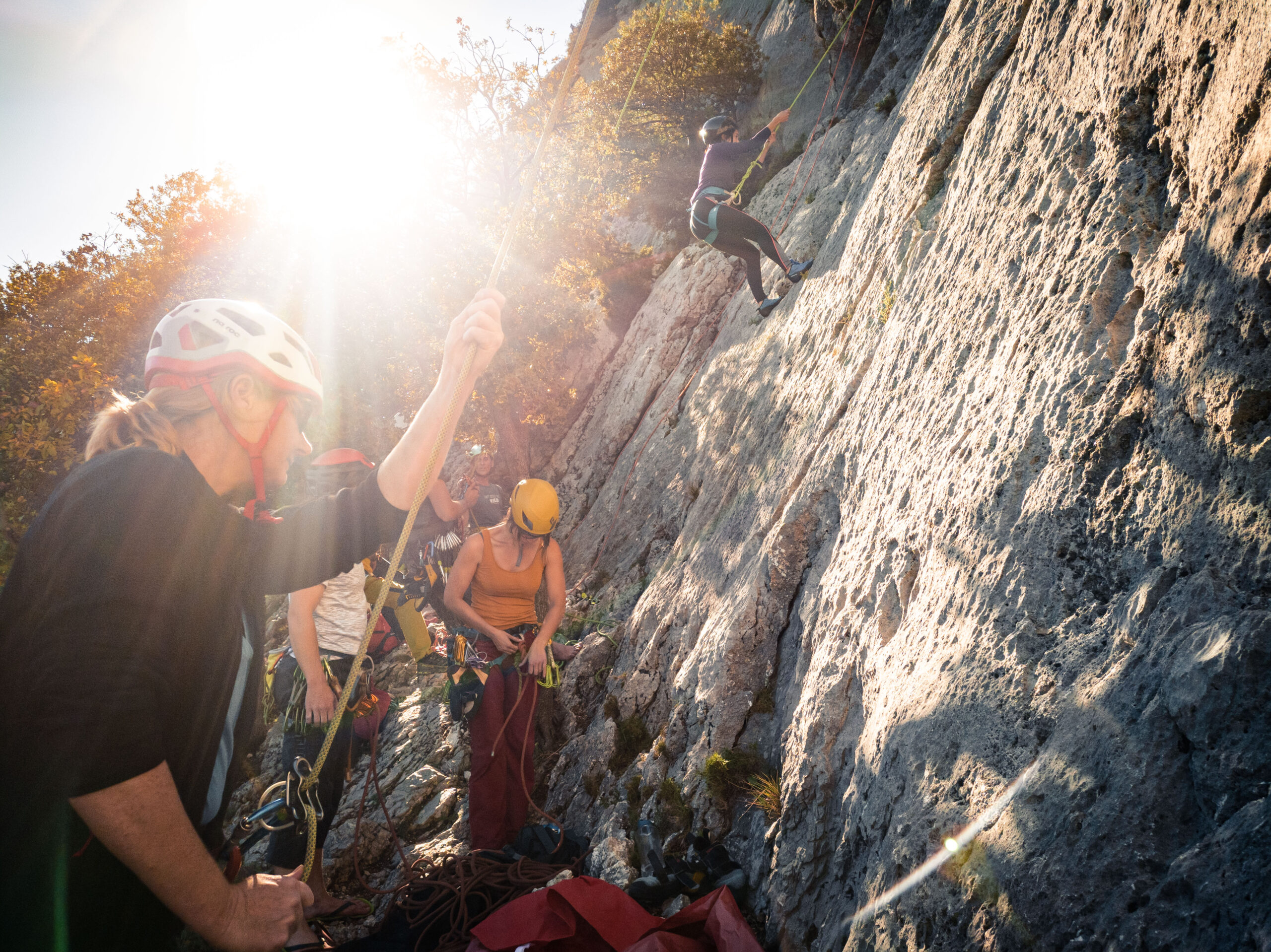 Sortie club escalade en couenne aux dentelles de Montmirail